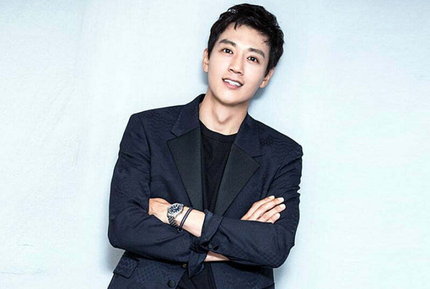 'Chuyện tình Harvard' Kim Rae Won: Suýt tự tử vì tình, tuổi 42 bùng nổ diễn xuất - Ảnh 10.