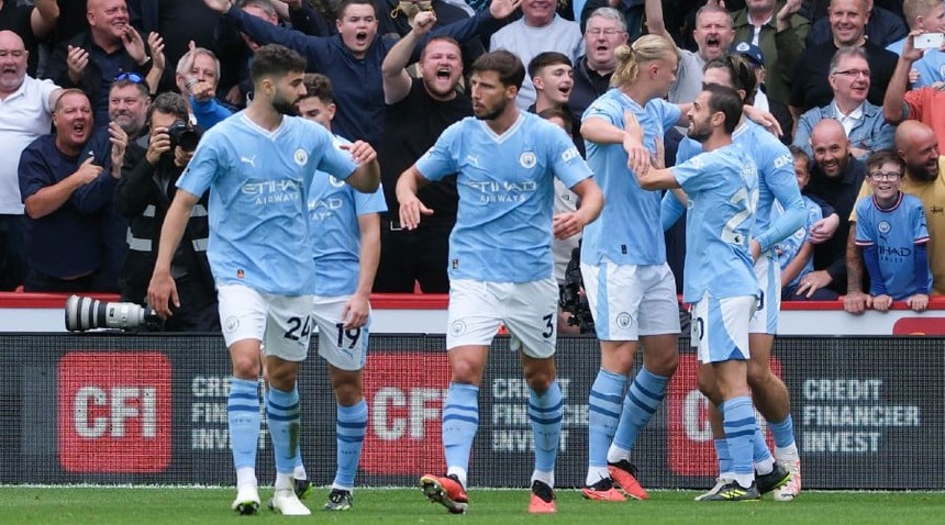 Man City dẫn đầu bảng xếp hạng Ngoại hạng Anh