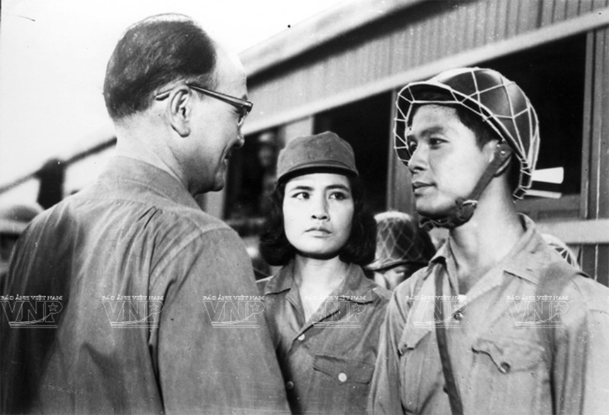 'Mở kho phim' về đề tài chiến tranh và hậu chiến (kỳ 3): Giữa khúc anh hùng ca - Ảnh 12. 'Mở kho phim' về đề tài chiến tranh và hậu chiến (kỳ 3): Giữa khúc anh hùng ca - Ảnh 12.