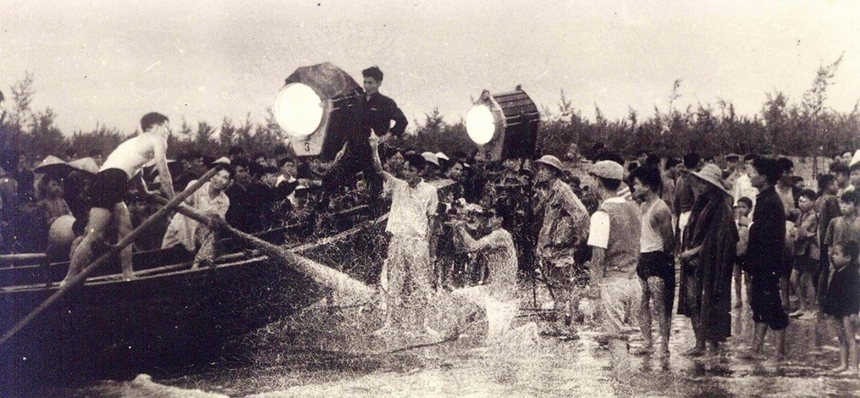 'Mở kho phim' về đề tài chiến tranh và hậu chiến (kỳ 3): Giữa khúc anh hùng ca - Ảnh 3. 'Mở kho phim' về đề tài chiến tranh và hậu chiến (kỳ 3): Giữa khúc anh hùng ca - Ảnh 3.