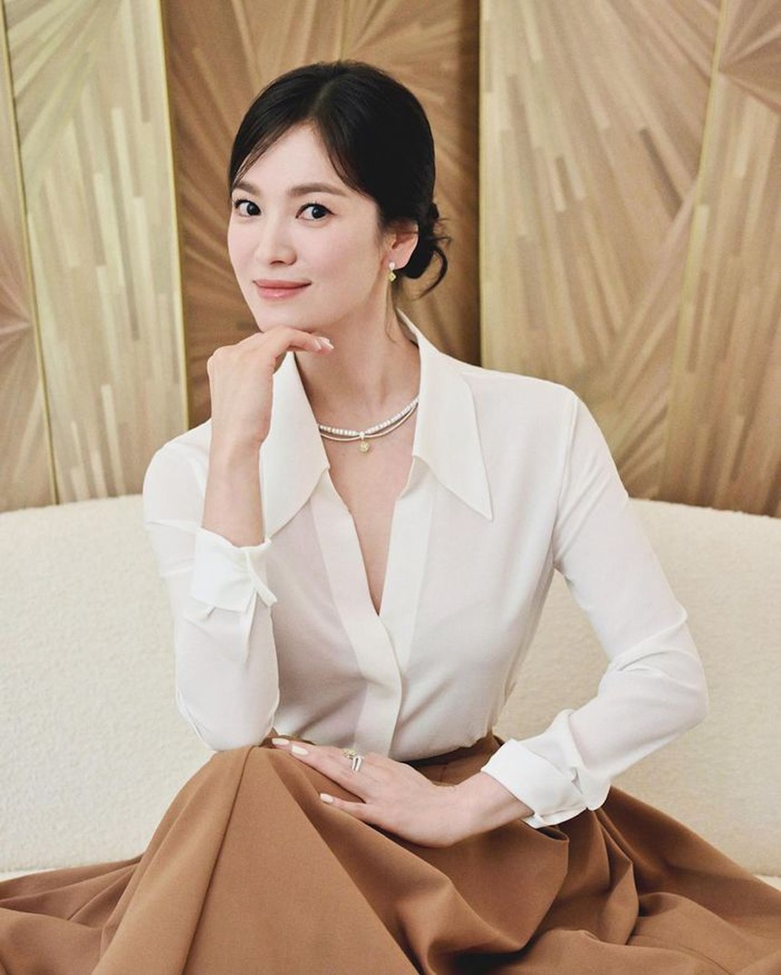 Song Hye Kyo: 'Tôi mệt mỏi vì diễn xuất lặp đi lặp lại của chính mình' - Ảnh 5. Song Hye Kyo: 'Tôi mệt mỏi vì diễn xuất lặp đi lặp lại của chính mình' - Ảnh 5.
