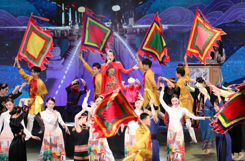 Ấn tượng chương trình nghệ thuật đặc biệt 'Giai điệu Tổ quốc' - Ảnh 5.