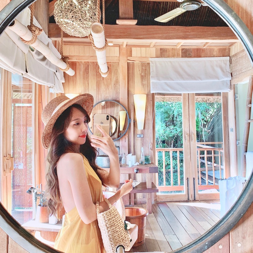 Bạn gái hơn tuổi của Quan Văn Chuẩn: Xinh đẹp, nóng bỏng đến cỡ nào mà thủ môn trẻ flex không ngừng? - Ảnh 6.