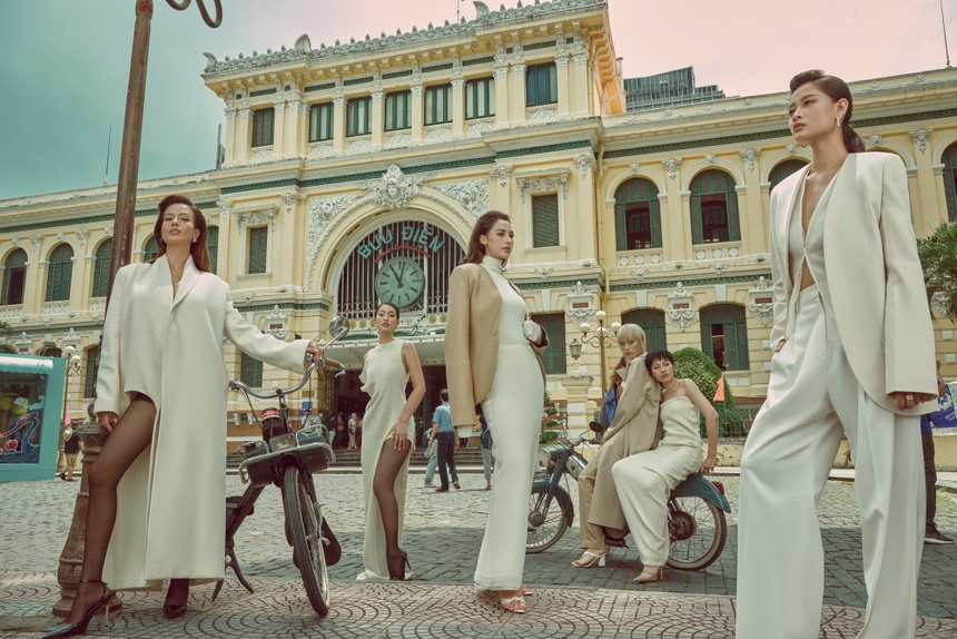 Hồ Ngọc Hà cùng dàn trò cưng cuốn hút với bộ ảnh Sài Gòn xưa - Ảnh 3.