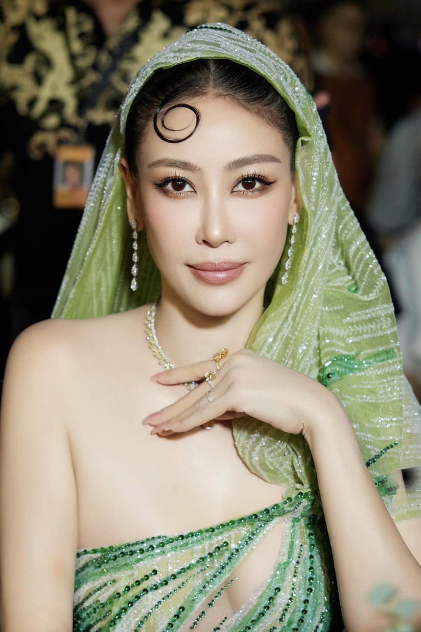 Hoa hậu Hà Kiều Anh sau 31 năm đăng quang vẫn sở hữu nhan sắc vạn người mê  - Ảnh 10.