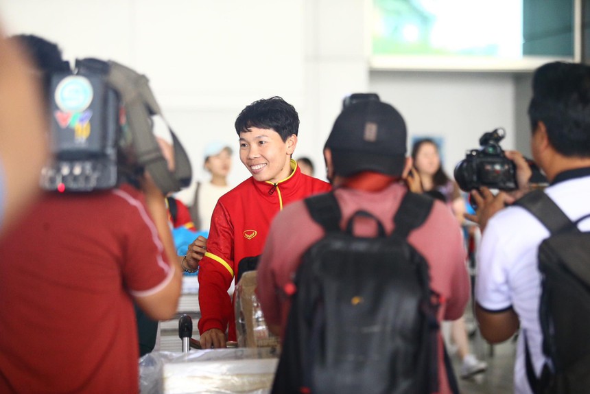 Thùy Trang kể chuyện buồn ở World Cup, tiết lộ về thời điểm sang Lank FC với Huỳnh Như - Ảnh 2.