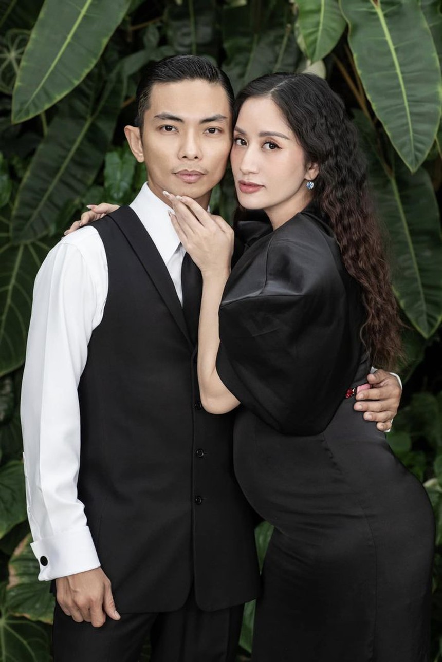 Khánh Thi nhuận sắc ở tháng thứ 8 thai kỳ, vẫn hăng say làm việc trước ngày "vỡ chum" - Ảnh 6.