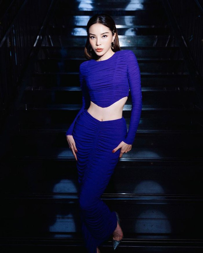 Hoa hậu Kỳ Duyên ở tuổi 26: Gương mặt đắt show, đồ hiệu đầy nhà phải thanh lý - Ảnh 6.