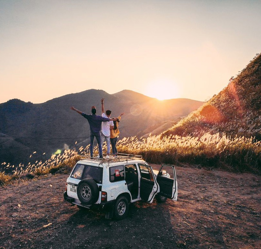 Bay dù lượn ngay tại Hà Nội, ngắm cảnh đẹp với tầm nhìn "triệu đô" - Ảnh 8.