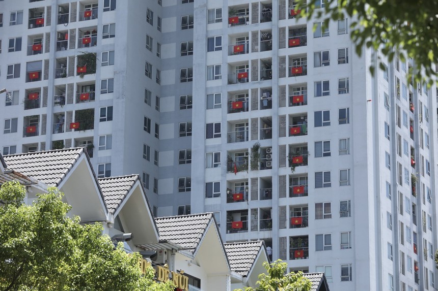 Hà Nội rực rỡ cờ hoa chào mừng Quốc khánh 2/9 - Ảnh 9. Hà Nội rực rỡ cờ hoa chào mừng Quốc khánh 2/9 - Ảnh 9.