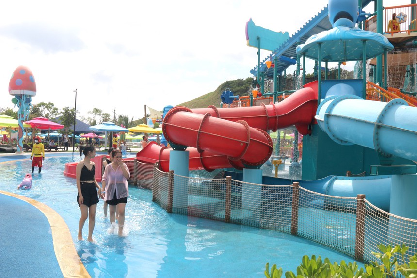 Đưa vào hoạt động Công viên nước quy mô lớn đầu tiên tại Bình Thuận - Ảnh 2. Đưa vào hoạt động Công viên nước quy mô lớn đầu tiên tại Bình Thuận - Ảnh 2.