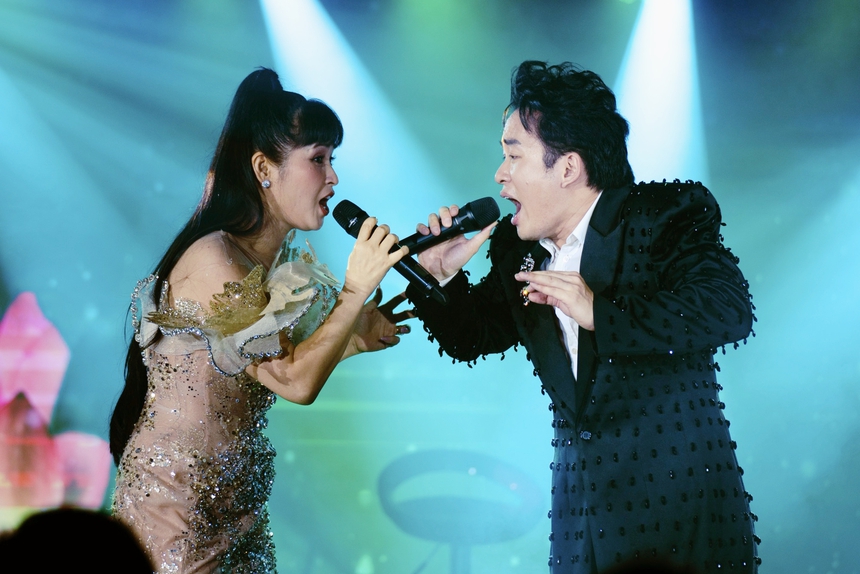 Trang Nhung song ca ăn ý với bạn cùng lớp Tùng Dương - Ảnh 2. Trang Nhung song ca ăn ý với bạn cùng lớp Tùng Dương - Ảnh 2.