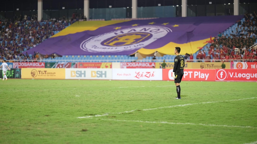 Bóng đá Việt Nam 31/8: Tuyển nữ Việt Nam bất ngờ với tình cảm của CĐV Hải Phòng - Ảnh 6.