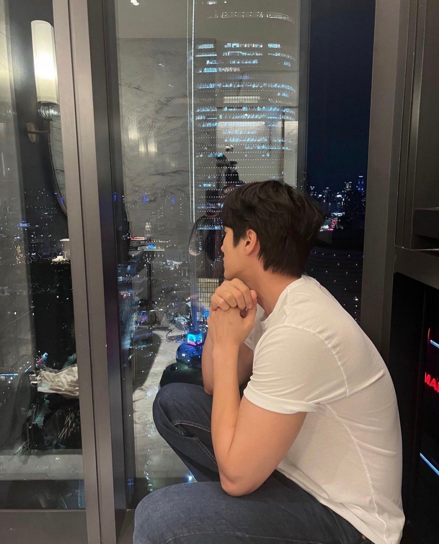 Thực hư Jisoo Blackpink hẹn hò Ahn Bo Hyun lâu hơn so với thông tin ban đầu - Ảnh 3.