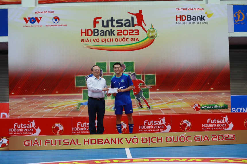 "Người hùng" World Cup toả sáng, Thái Sơn Nam vỡ oà trở lại vị thế số 1 futsal Việt Nam - Ảnh 7.