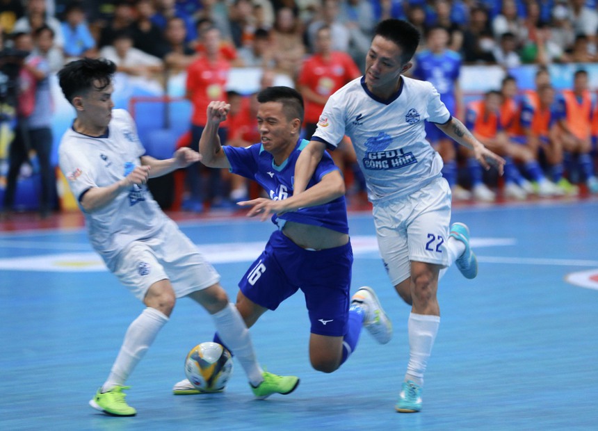 "Người hùng" World Cup toả sáng, Thái Sơn Nam vỡ oà trở lại vị thế số 1 futsal Việt Nam - Ảnh 2.