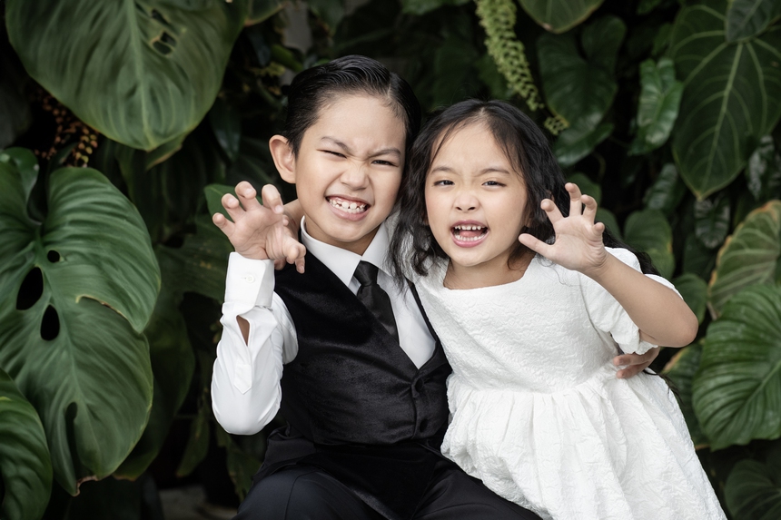 Khánh Thi - Phan Hiển: Tự hào vì hai con càng lớn càng ngoan ngoãn - Ảnh 2.