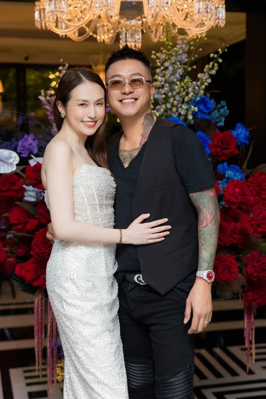 Sao Việt 6/8: Big Daddy hạnh phúc bên vợ Emily, vợ chồng Đông Nhi-Ông Cao Thắng đến thăm con gái Phạm Quỳnh Anh - Ảnh 3.