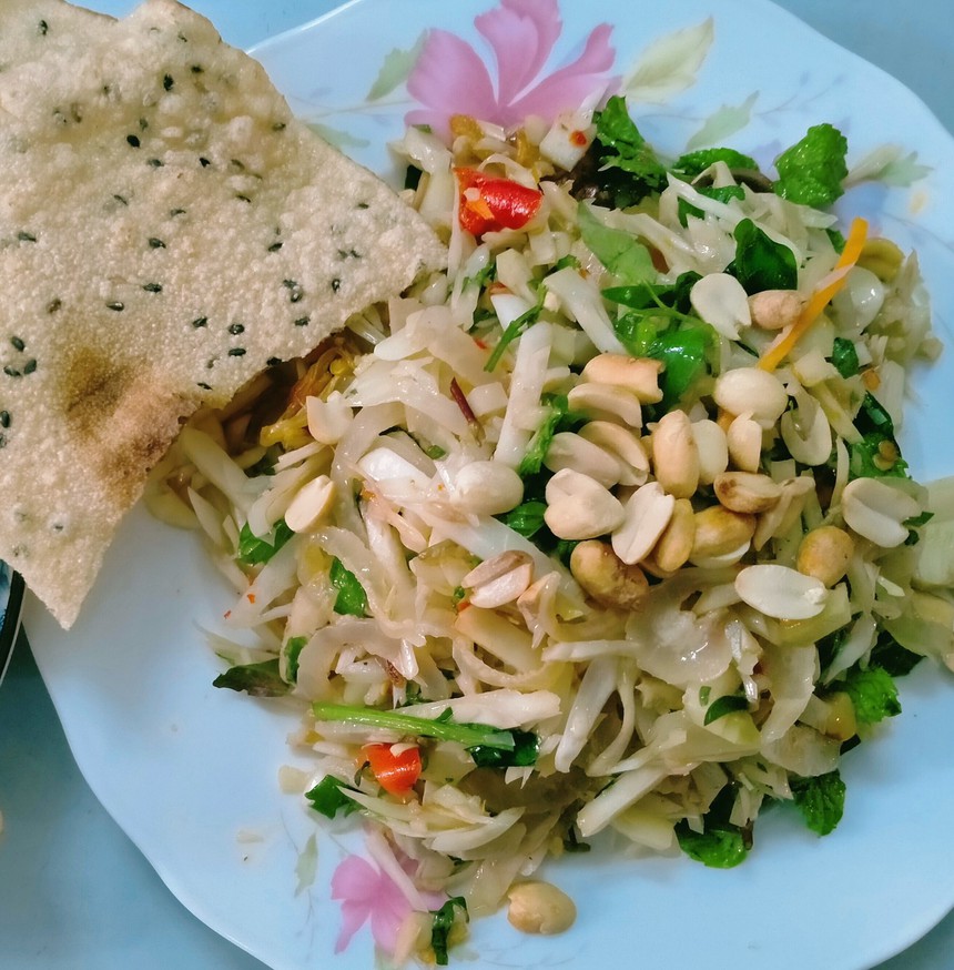 Top 10 món ăn ngon bổ rẻ phải thử khi đến thành phố đáng sống Đà Nẵng - Ảnh 13.