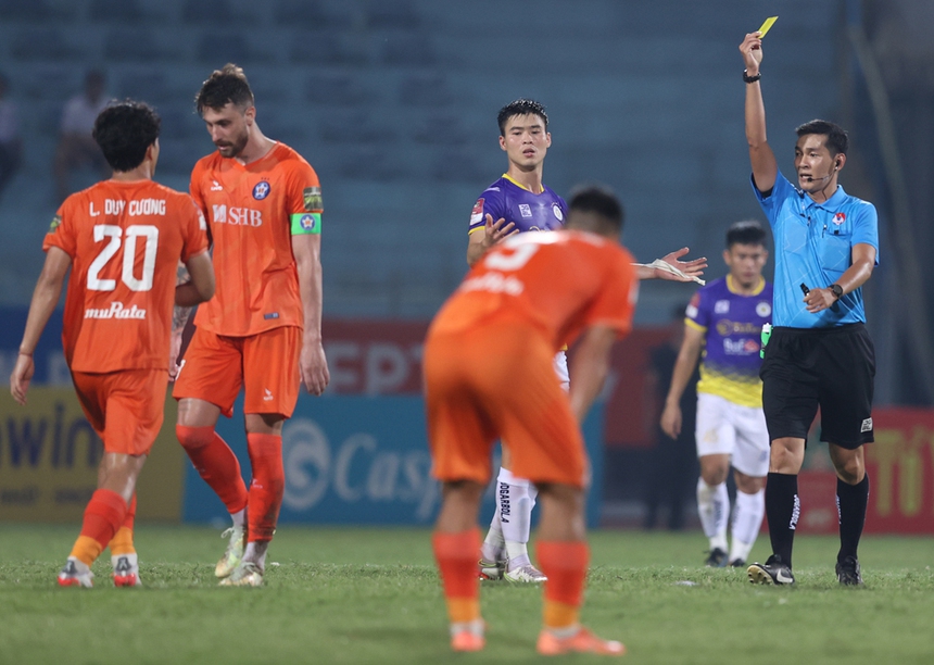 “Hạn” sông Hàn 1 - Ảnh 1.