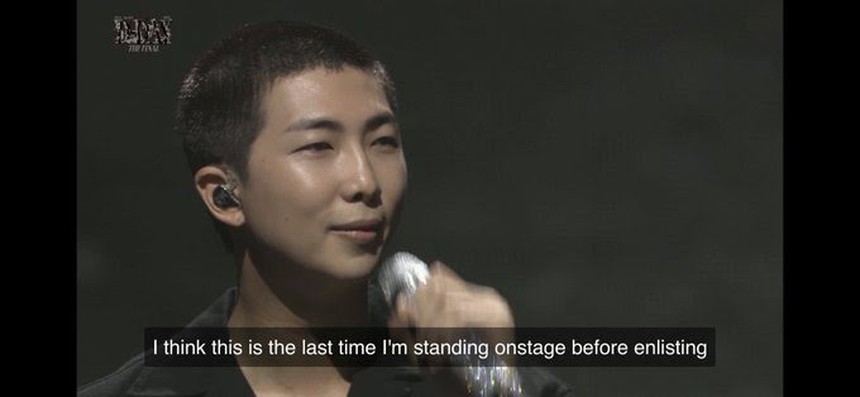 Những 'chuyện lạ' trong buổi hòa nhạc cuối cùng tour diễn solo của Suga BTS - Ảnh 8.