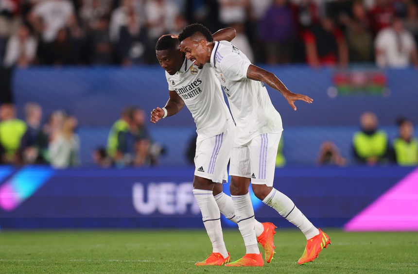 Real Madrid: Cuộc sống vẫn tiếp diễn ở phía sau - Ảnh 1. Real Madrid: Cuộc sống vẫn tiếp diễn ở phía sau - Ảnh 1.