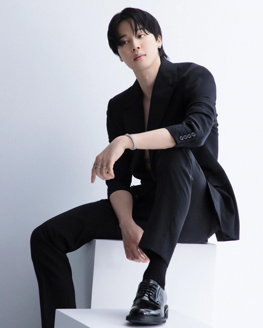 ARMY ngây ngất trước tạo hình ‘mỹ nam áo trắng’ của Jimin BTS - Ảnh 2.