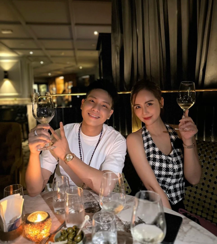 Sao Việt 8/8: Kiều Minh Tuấn điển trai sau khi giảm 10kg, Lê Phương tình tứ kỷ niệm 6 năm bên chồng trẻ - Ảnh 5.