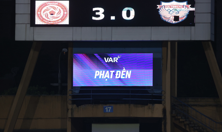 Chuyên gia Đoàn Minh Xương: “V-League 2023 cứ đều đều, không nhiều điểm nhấn” - Ảnh 1.