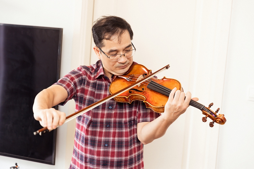 Nguyễn Xuân Huy: Hành trình từ nghệ sĩ thành nghệ nhân và câu chuyện của cây đàn violon sứ - Ảnh 4. Nguyễn Xuân Huy: Hành trình từ nghệ sĩ thành nghệ nhân và câu chuyện của cây đàn violon sứ - Ảnh 4.