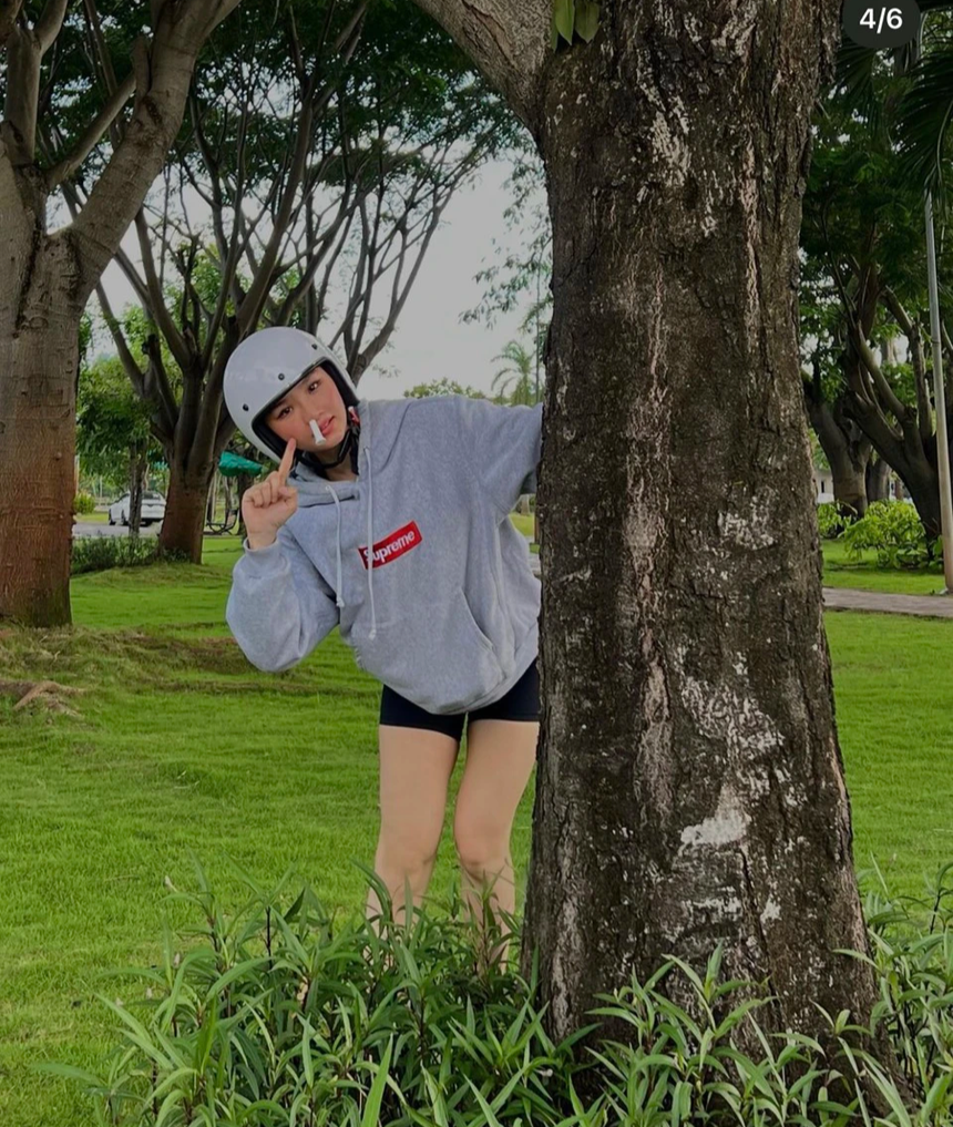 Sao Việt 9/8: Mono kỉ niệm 1 năm debut, Thúy Ngân lên tiếng về mối quan hệ giữa mình và S.T Sơn Thạch - Ảnh 3.