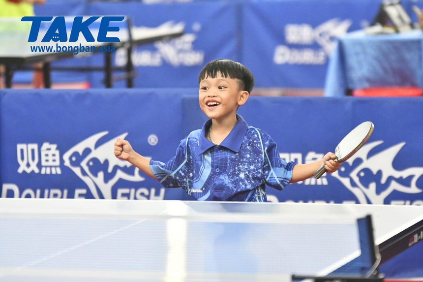 CĐM ngỡ ngàng với thần thái của VĐV nhí đặc biệt tại Giải Bóng bàn trẻ Thiếu niên Nhi đồng Quốc gia 2023 - Ảnh 4.