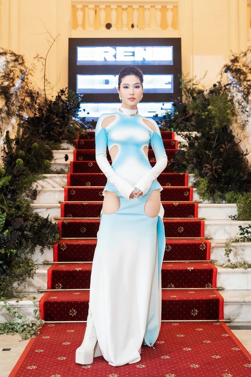 Thùy Tiên, Thảo Nhi Lê, Quỳnh Anh Shyn đọ style 'chất lừ' - Ảnh 8.