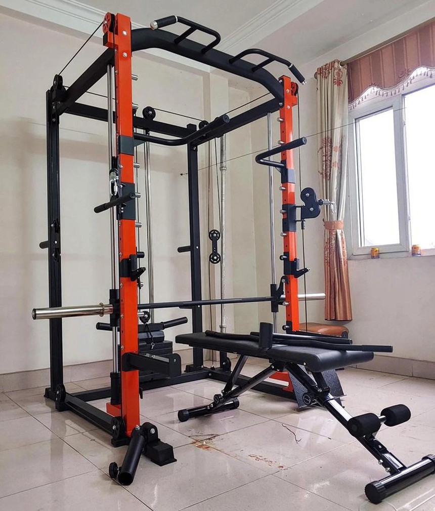 Nên mua giàn tạ đa năng nào tốt? Kinh nghiệm chọn mua giàn tạ đa năng - Ảnh 1.