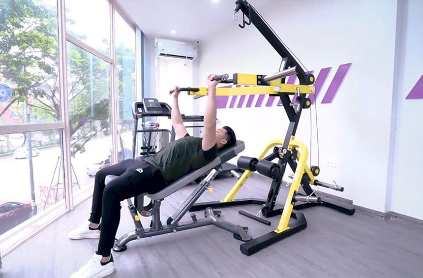 Nên mua giàn tạ đa năng nào tốt? Kinh nghiệm chọn mua giàn tạ đa năng - Ảnh 2.