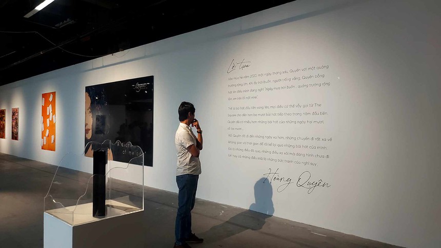 Ca sĩ Hoàng Quyên: '30 tuổi, tôi vẫn rong chơi' - Ảnh 3. Ca sĩ Hoàng Quyên: '30 tuổi, tôi vẫn rong chơi' - Ảnh 3.