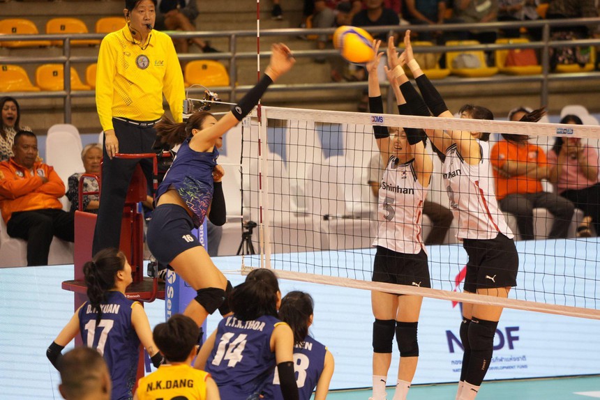 Lịch thi đấu bóng chuyền nữ châu Á 2023 hôm nay: Việt Nam hướng tới chiến thắng thứ 3 - Ảnh 2.