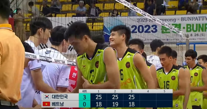 Đội bóng chuyền Việt Nam làm nên lịch sử với vị trí á quân tại giải quốc tế sau khi vượt qua một loạt đối thủ - Ảnh 3.