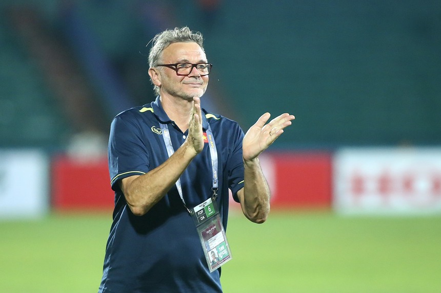 Cà phê đầu tuần: Vì sao ông Troussier chê đội nhà hết lời? - Ảnh 1.