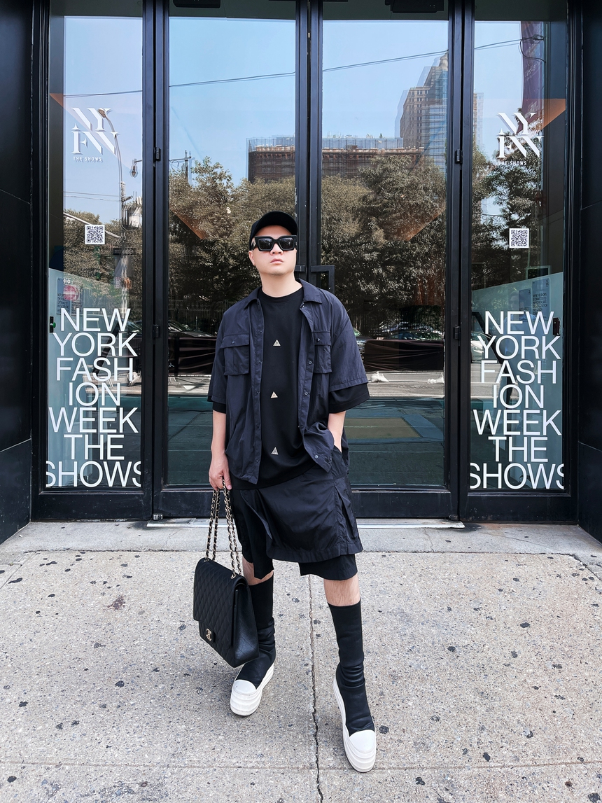 NTK Đỗ Mạnh Cường tiết lộ khó khăn trước giờ G show tại Tuần lễ Thời trang New York - Ảnh 1.