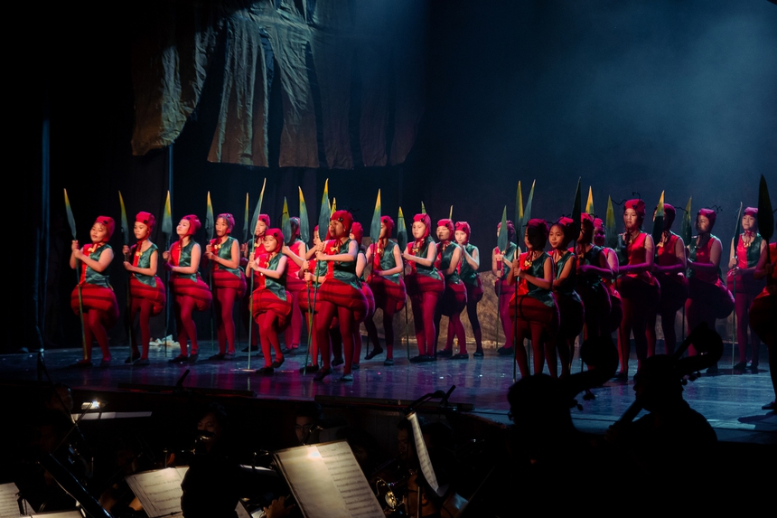 Nhạc kịch 'Dế Mèn phiêu lưu ký' đa màu sắc - Ảnh 3.