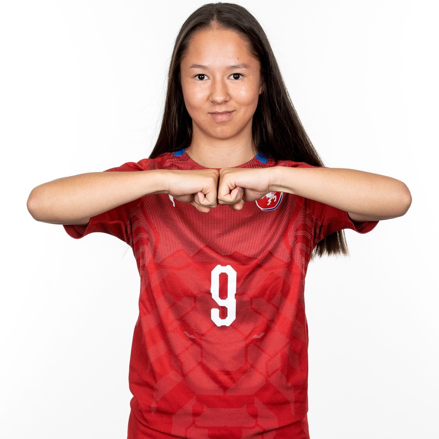 Sao trẻ Việt kiều lừa bóng qua thủ môn rồi ghi bàn, lọt vào danh sách Vua phá lưới ở châu Âu - Ảnh 4.