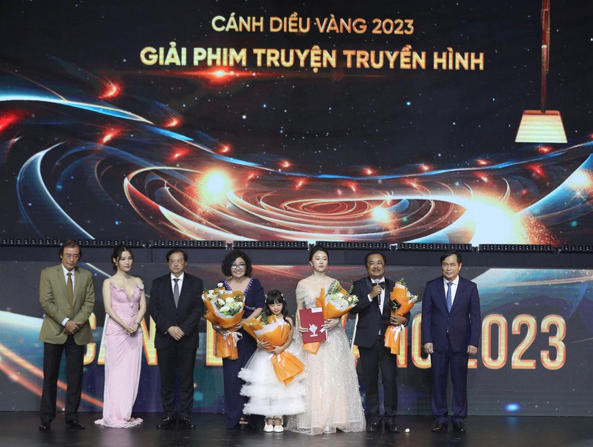 Nhìn lại Cánh diều 2023: Khi ngôn ngữ điện ảnh… 'lấn lướt' - Ảnh 1.