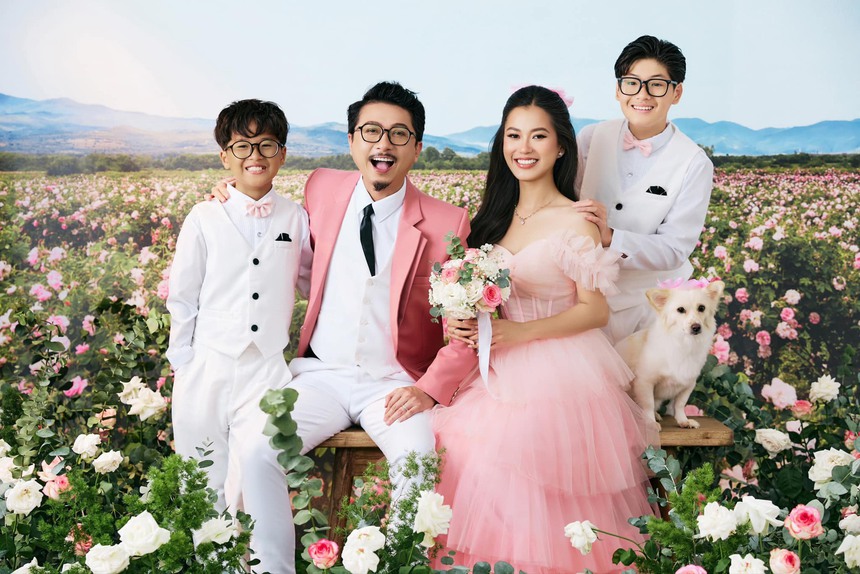 Lâm Vỹ Dạ vừa lấn sân ca hát đã có "tin vui", giờ viên mãn đủ đường - Ảnh 2.