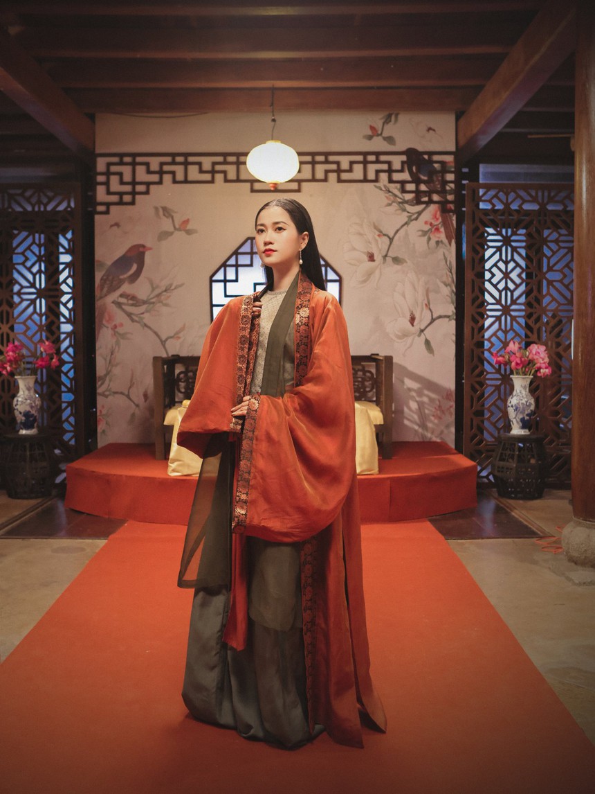 Lâm Vỹ Dạ vừa lấn sân ca hát đã có "tin vui", giờ viên mãn đủ đường - Ảnh 6.