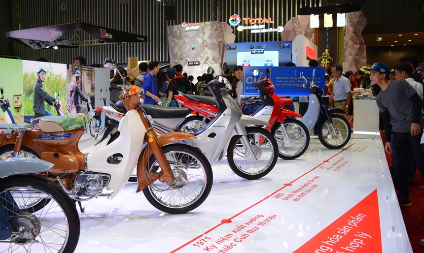 Thị trường xe máy ế ẩm trong tháng 'Ngâu', doanh số cả năm khó bứt tốc - Ảnh 2.