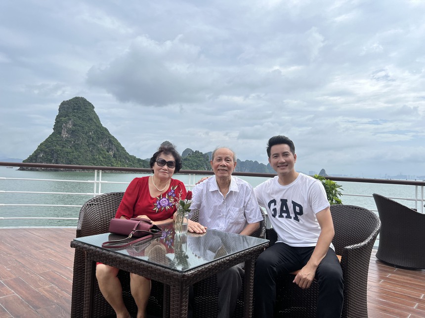 Ca sĩ Phi Hùng: Chàng diễn viên ballet và lối rẽ âm nhạc, điện ảnh - Ảnh 3.