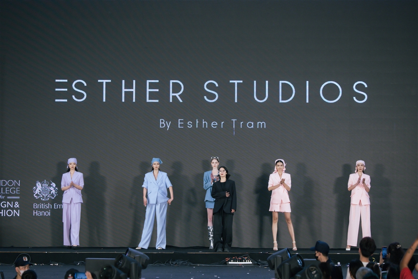 Trình diễn thời trang Anh quốc tôn vinh giá trị bền vững - Ảnh 3.