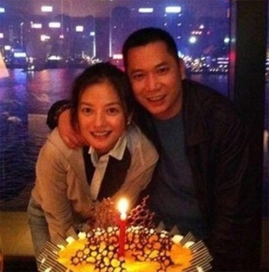 Tô Hữu Bằng từng yêu đơn phương Triệu Vy nhiều năm và giờ đã có vợ? - Ảnh 6.