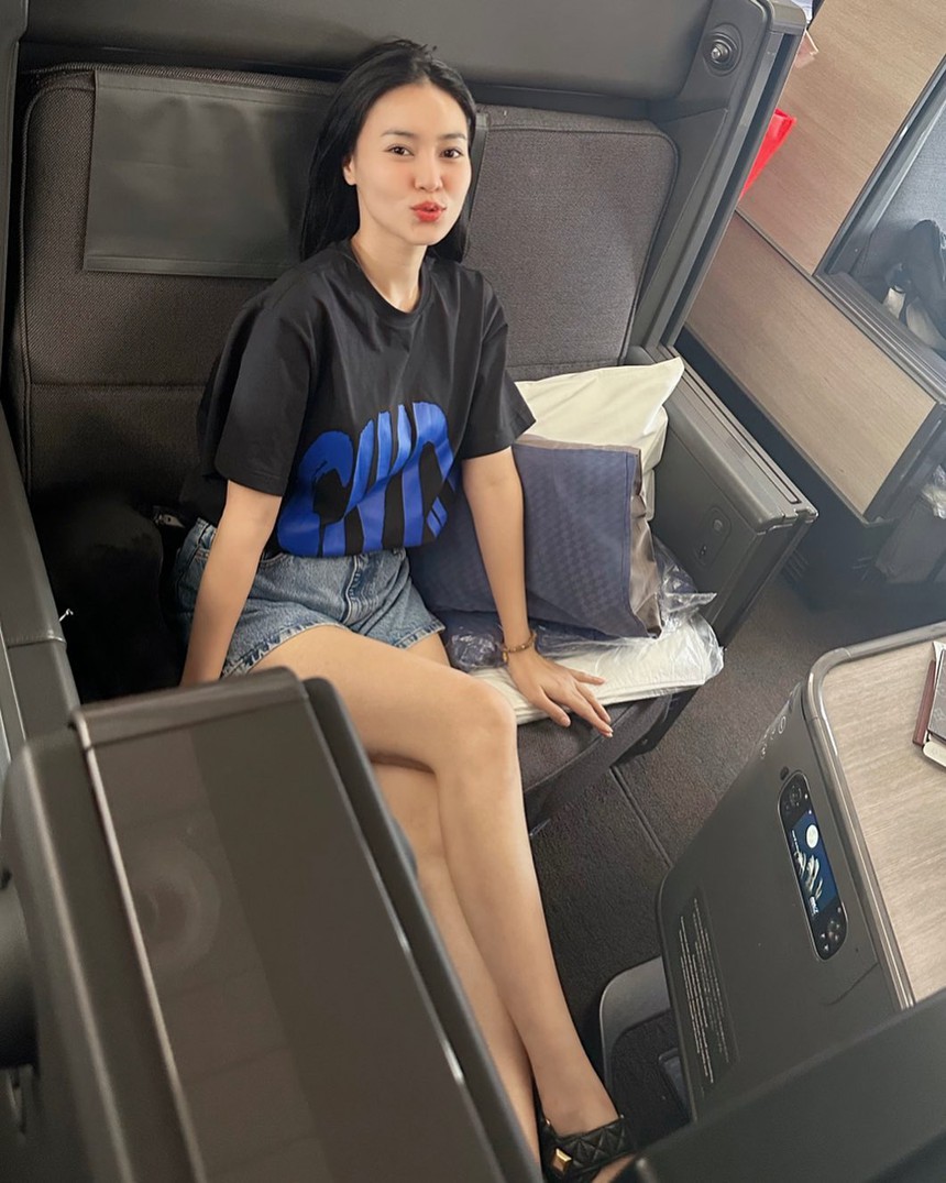 Quần short - Item được Ninh Dương Lan Ngọc diện đi muôn nơi: Dễ mặc, dễ phối, tôn dáng hiệu quả  - Ảnh 6.